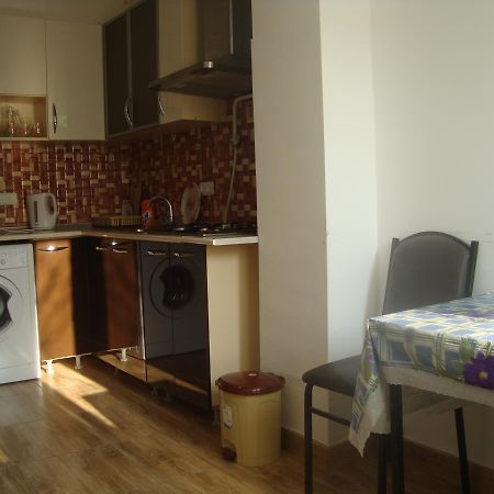 Apartments Azatutyan Avenue 9, Кв 19 يريفان المظهر الخارجي الصورة