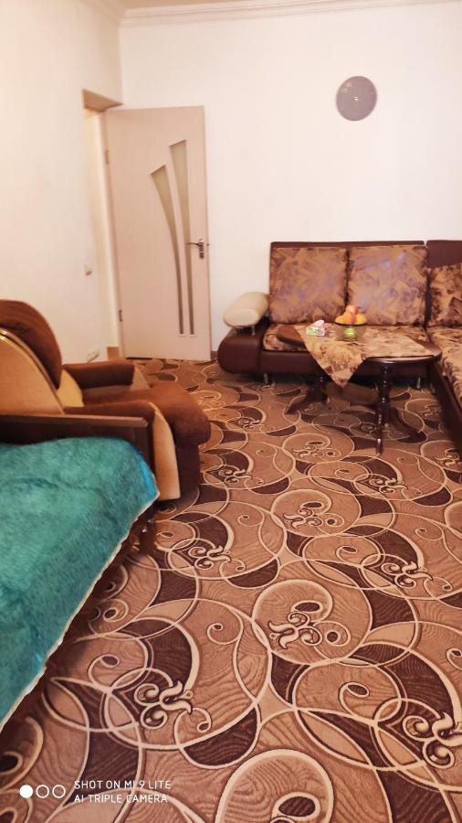 Apartments Azatutyan Avenue 9, Кв 19 يريفان المظهر الخارجي الصورة